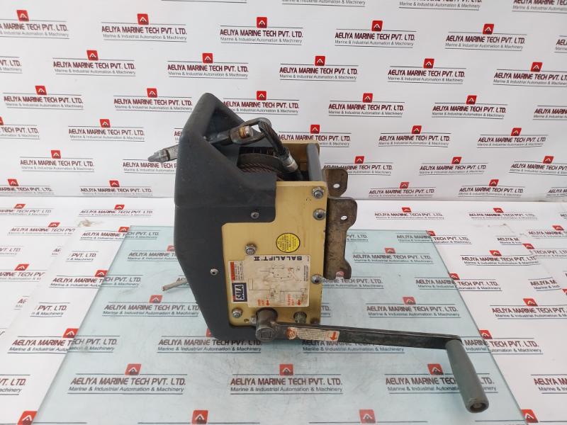 Dbi Sala Salalift Ii 8102001 60Ft Wire 350Lbs Rated Load Confined Space Rescue