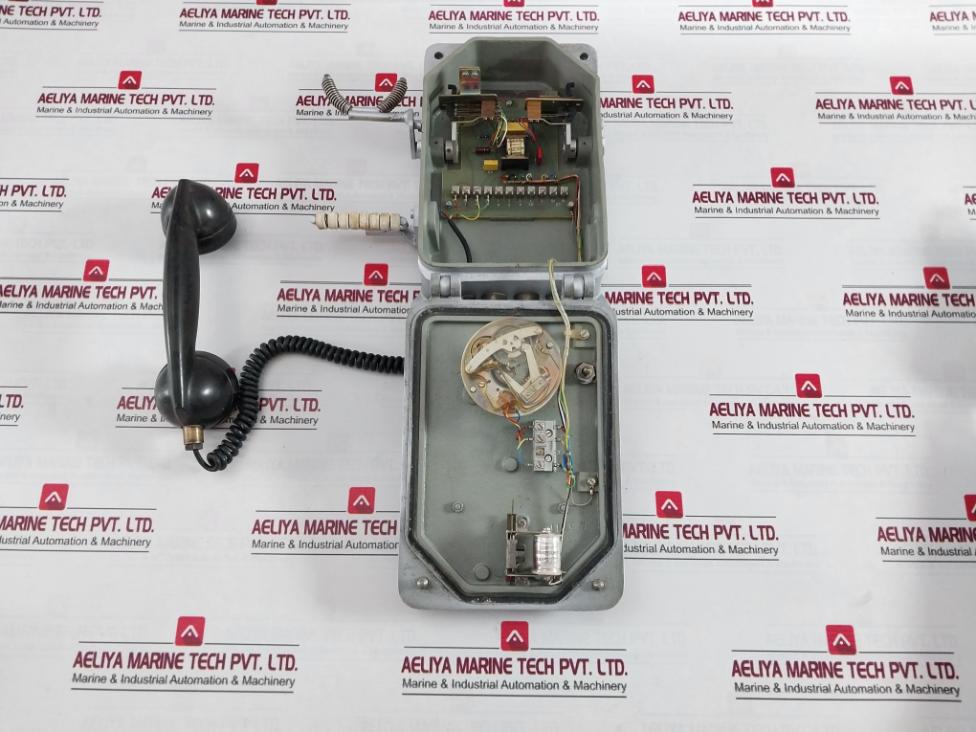 Dbtn 11201 Marine Telephone Rekn2530111100 W