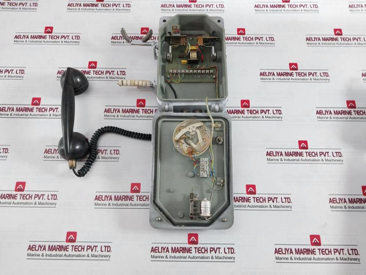 Dbtn 11201 Marine Telephone Rekn2530111100 W