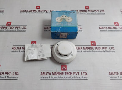 Photoelectric Smoke Detector Dc 9V~35V 10Ma 10Mhz-1Ghz 20V/M -10°C~+50°C
