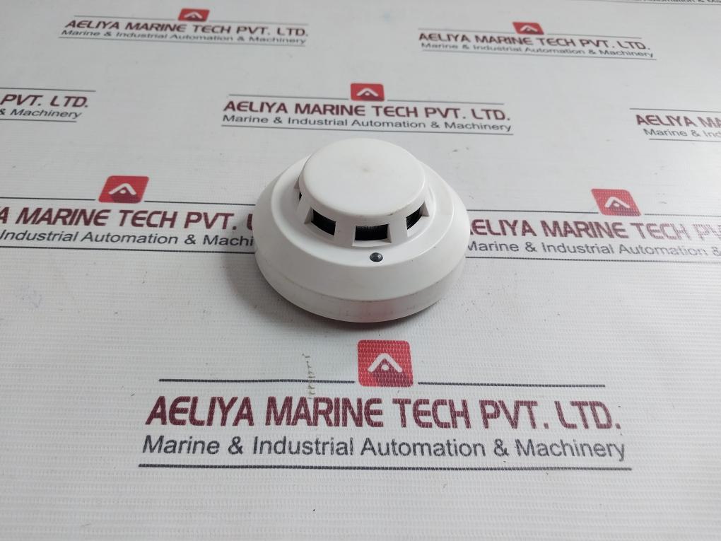 Photoelectric Smoke Detector Dc 9V~35V 10Ma 10Mhz-1Ghz 20V/M -10°C~+50°C - Aeliya Marine Tech