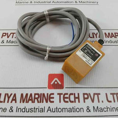 Dc Proximity Switch Sensor 10–30V 2M-cable Omron Tl-n10Me1