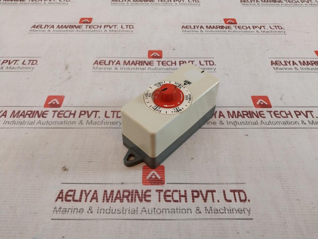 Deco S2U 06M Timer 16(4)A 250V 220V 50Hz