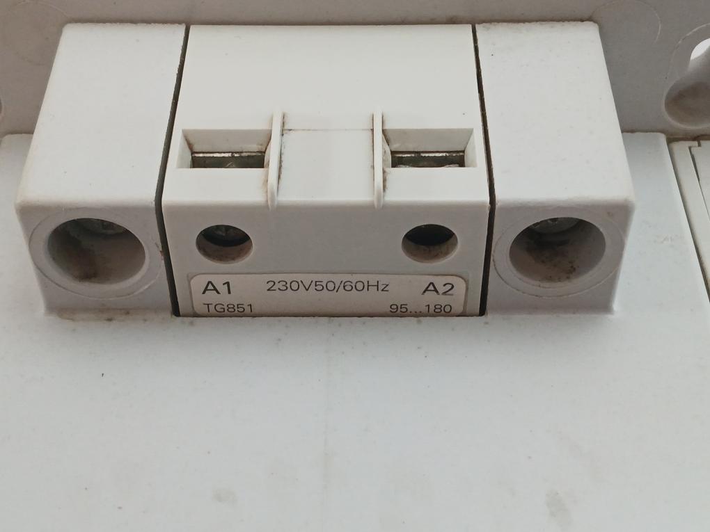 Definite Purpose Contactor 230V 50-60/Hz Allen-bradley 100-d110