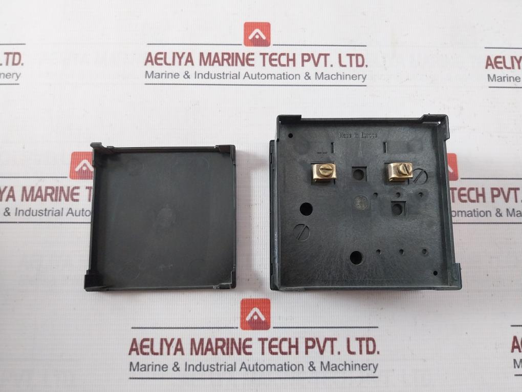 Deif 0-150 Kvar Voltage Meter