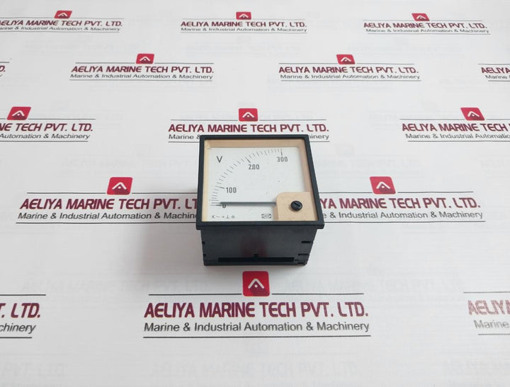 Deif 0-300V Analog Voltmeter 1.5 245613 220
