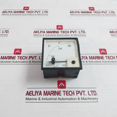Deif 0-300V Voltmeter 300V Max 1.5 502117