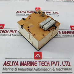 Deif 0-500V Voltmeter DΩC 512A 9W