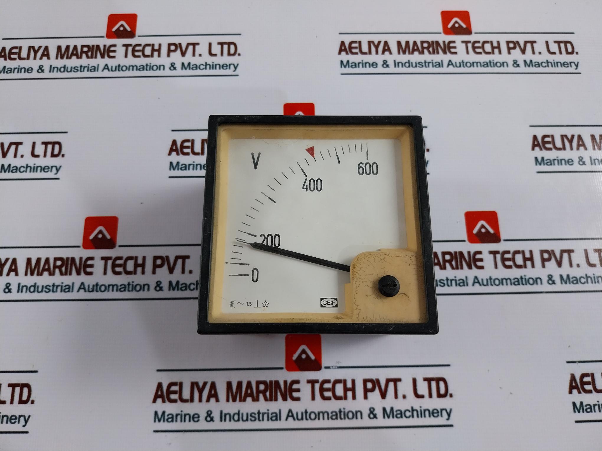Deif 0-600V Analog Voltage Meter – Aeliya Marine Tech