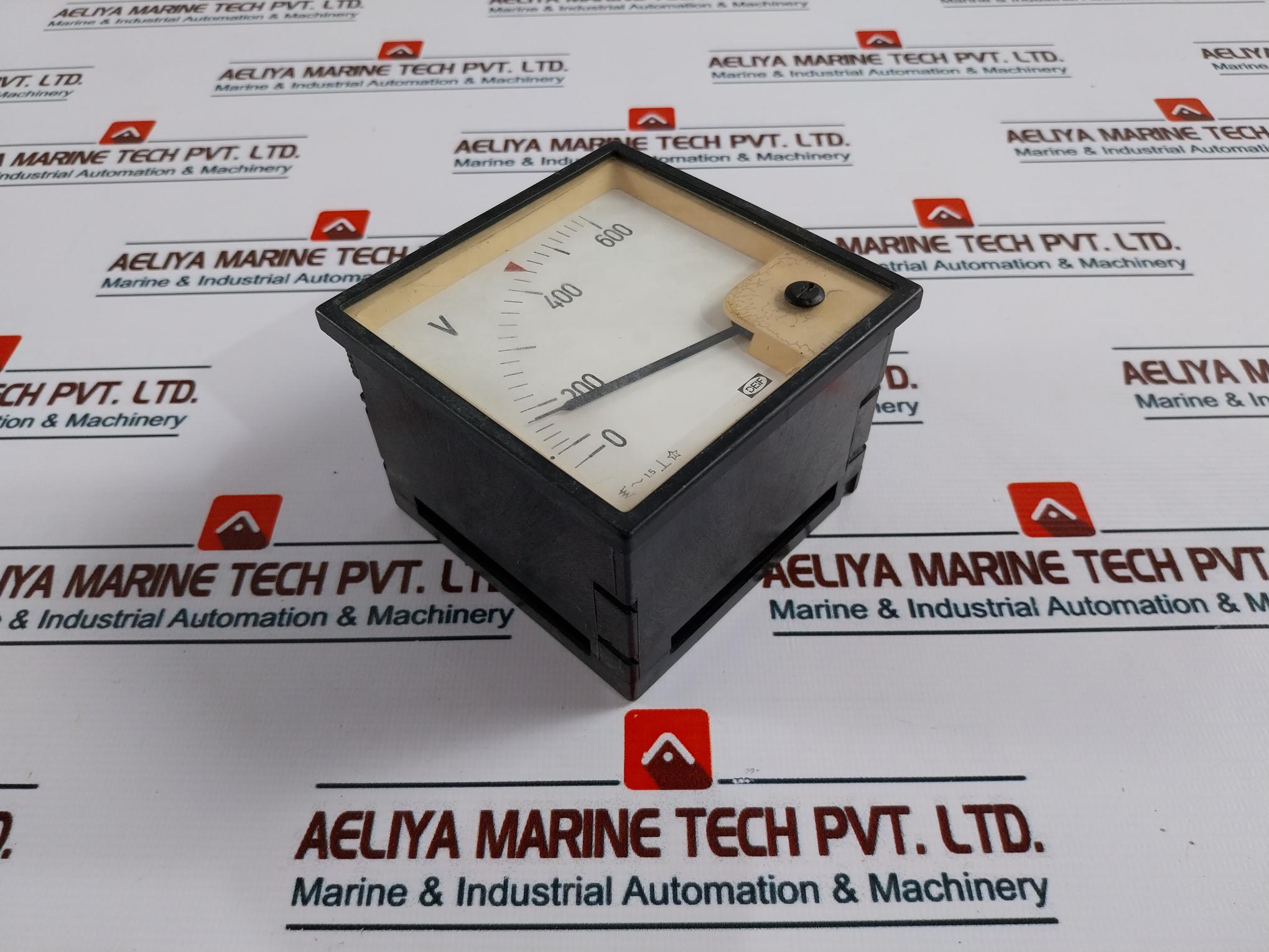 Deif 0-600V Analog Voltage Meter