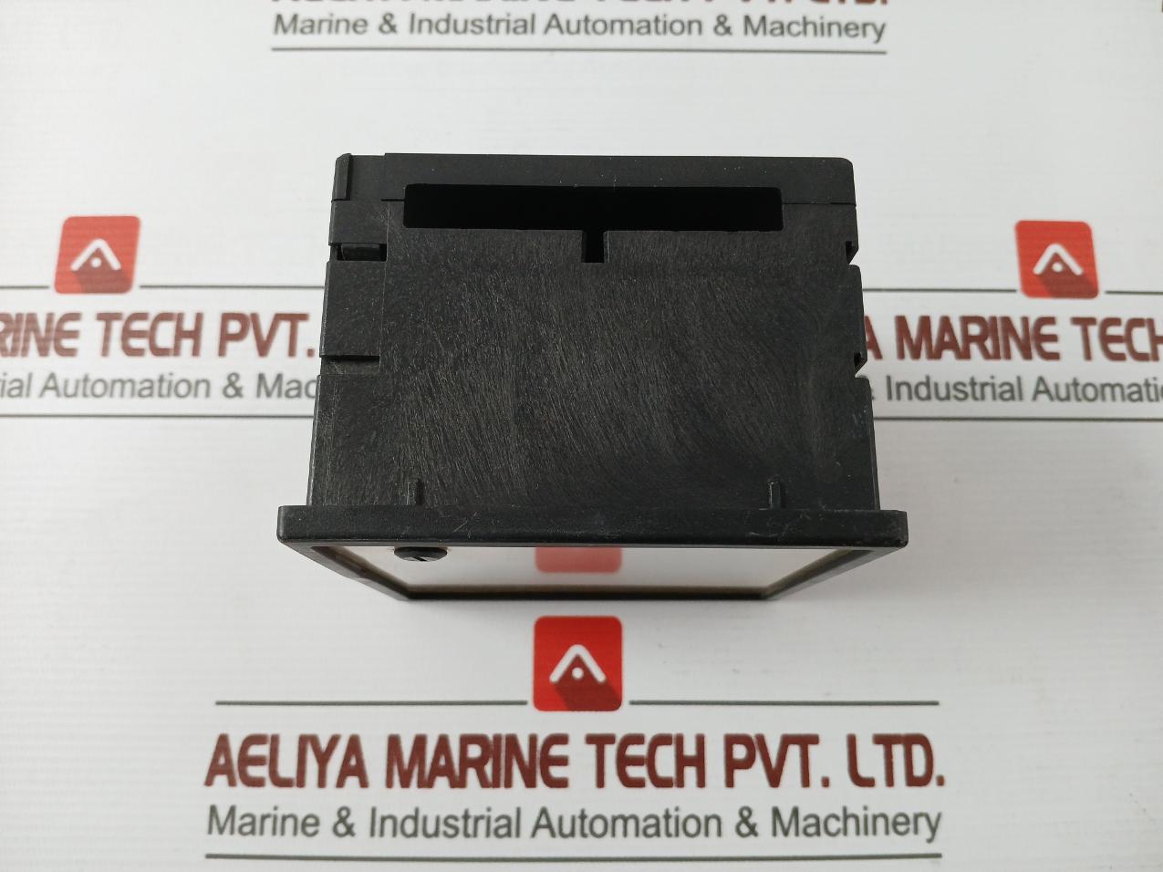 Deif 0-600V Analogue Voltmeter