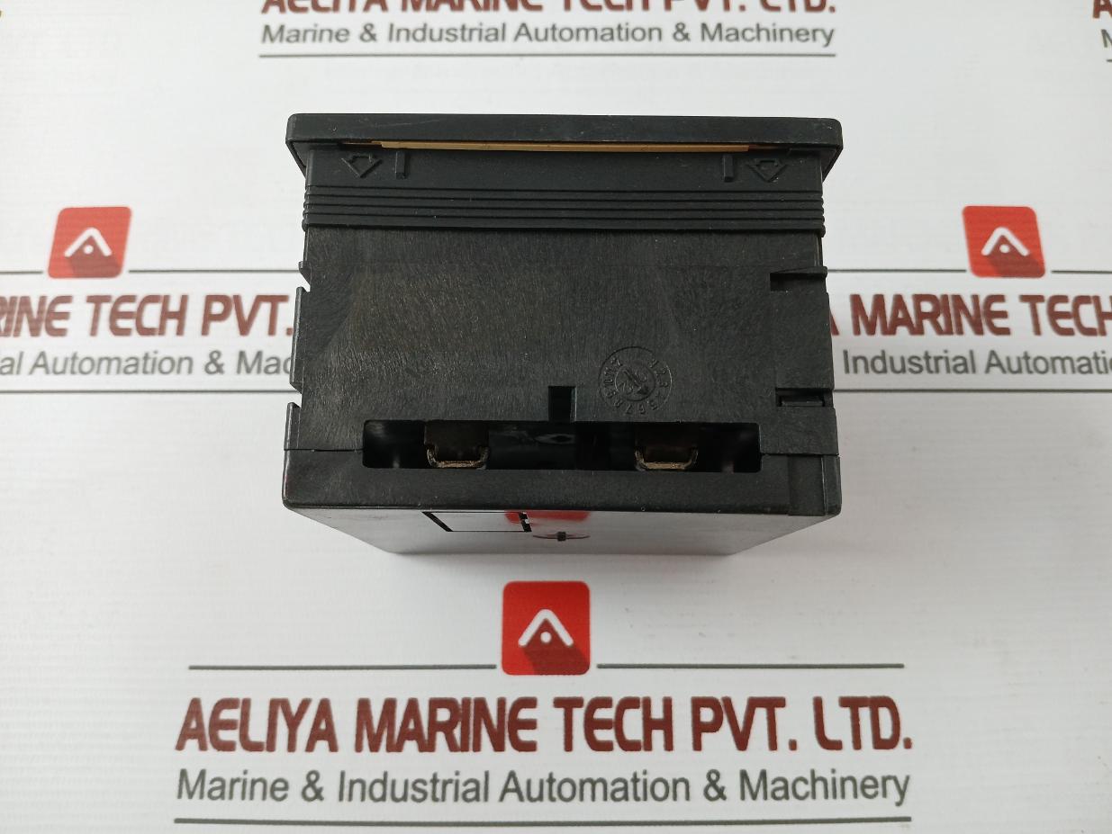 Deif 0-600V Analogue Voltmeter