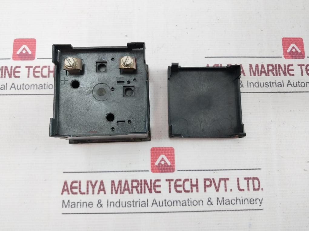 Deif 0-75/375 A Analog Ammeter