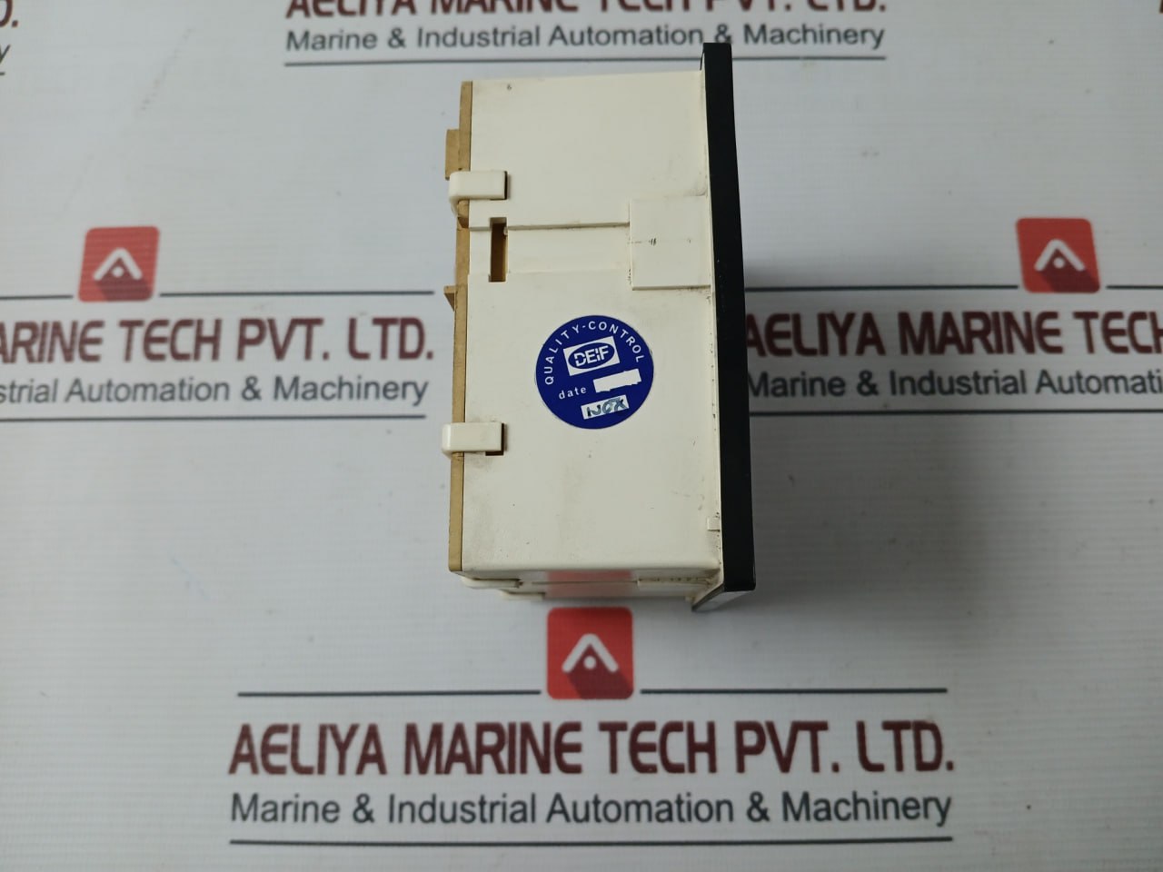 Deif 0 To 500 V Voltage Meter