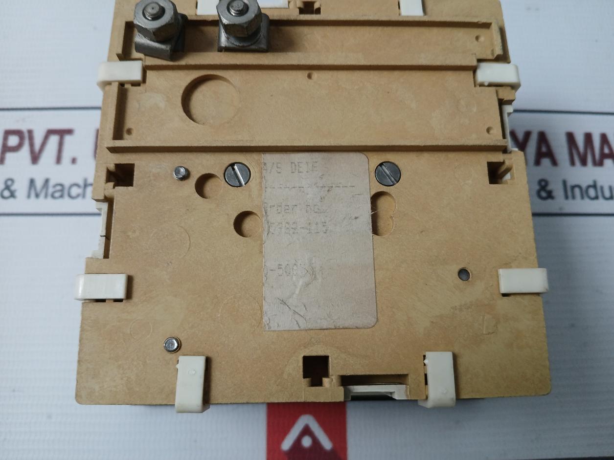 Deif 0 To 500 V Voltage Meter