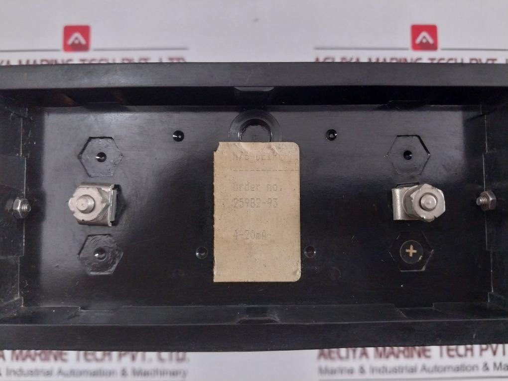 Deif 25982-93 Analog Panel Meter 1.8–29.9 M3 4-20Ma