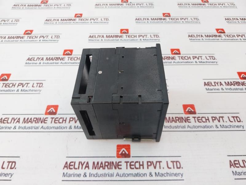 Deif 2EQ96/2 Analog Voltmeter 0-600V