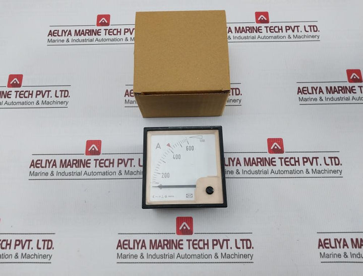 Deif 0-600/0-1200 A Analog Panel Ammeter