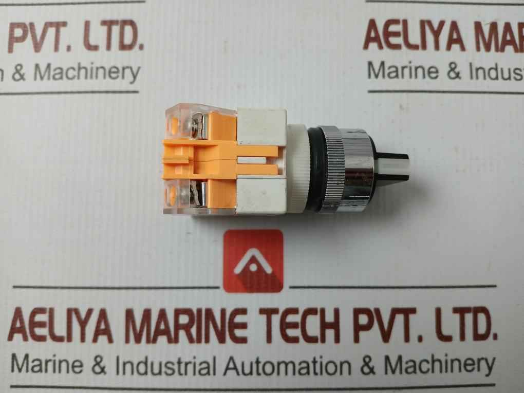 Dekraft Selector Switch Ui-600V Ith-10A Part No: 25051Dek