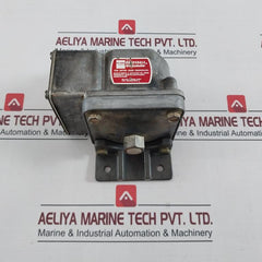 Delaval Turbine D1T-b80-lv Pressure Switch 0.04-5.5 Bar 0.1 Mpa 100 Kpa