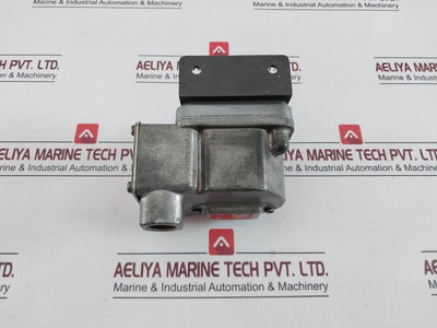 Delaval Turbine D1T-b80-lv Pressure Switch 0.04-5.5 Bar 0.1 Mpa 100 Kpa