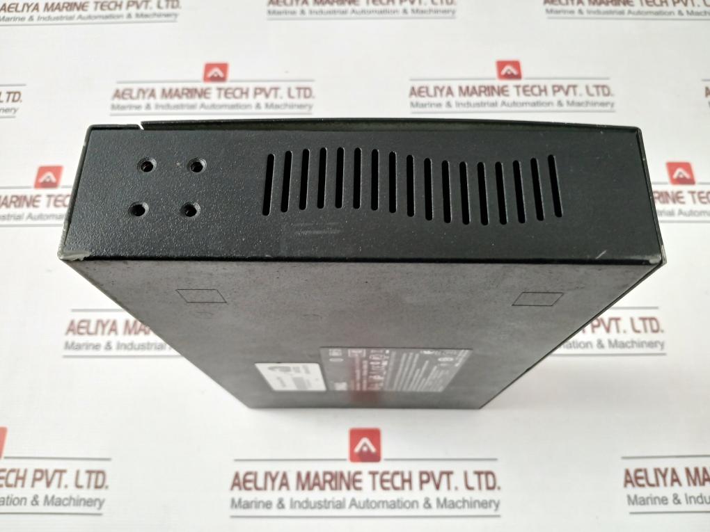 Dell Powerconnect 2816 Ethernet Network Switch 100-240Vac 50-60Hz 0.75A