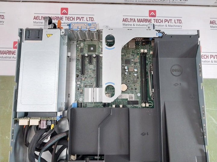 Dell Poweredge R530 Rack Server E29S Al13Sxb300N Hdeae02Daa51 300Gb Rpm 15K