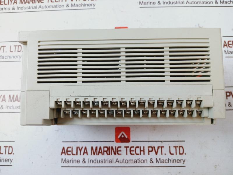 Delta Dvp48hp00r Digital Extension Module 2.0a 250vac