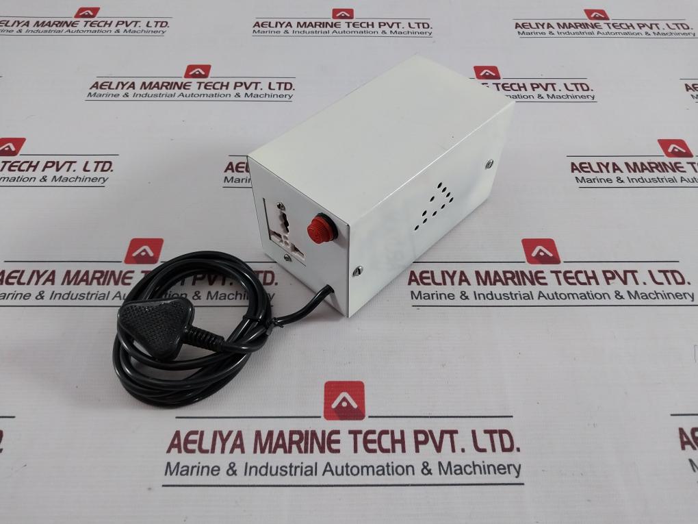 Deluxe Auto Step Down Transformer 250V 150W