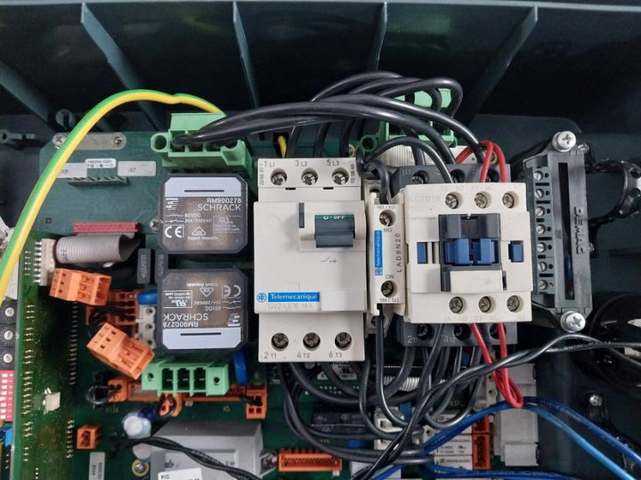 Demag 71946945-02.300 Electrical Control Panel 2Hp/240Vac P.Pole