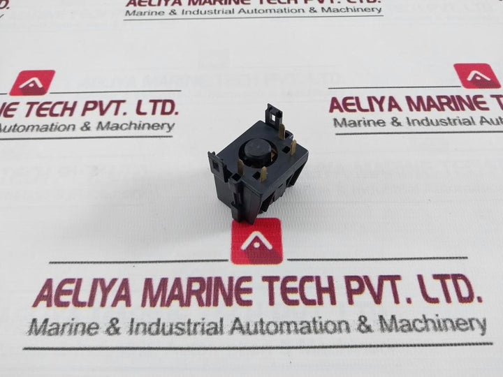 Demag 772 526 44 Selector Switch Ui: 500V