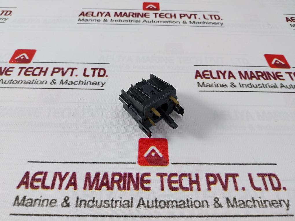 Demag 772 532 44 Contact Block Switch Element 500V~C