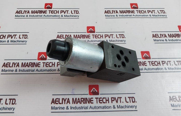 Denison A4D0131080501C1G0Q Hydraulics Directional Control Valve 1.39A 24Vdc