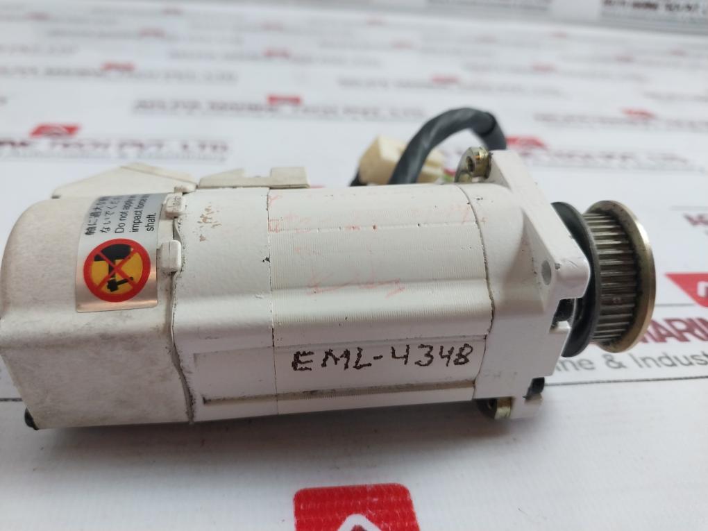 Denso 410622-1610 Servo Motor Msma8A2T5U2 06E03 03050104F