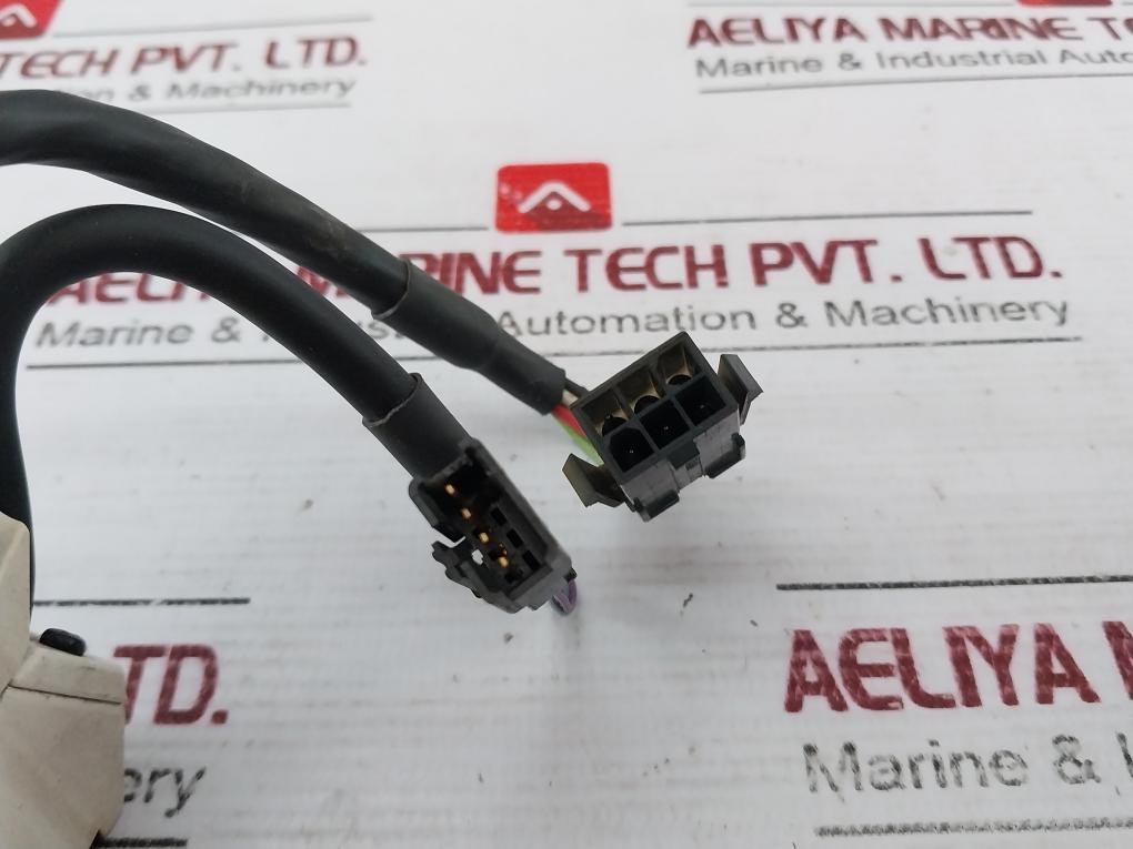 Denso 410622-1620 Servo Motor 10H10 Msma5Azt2U2