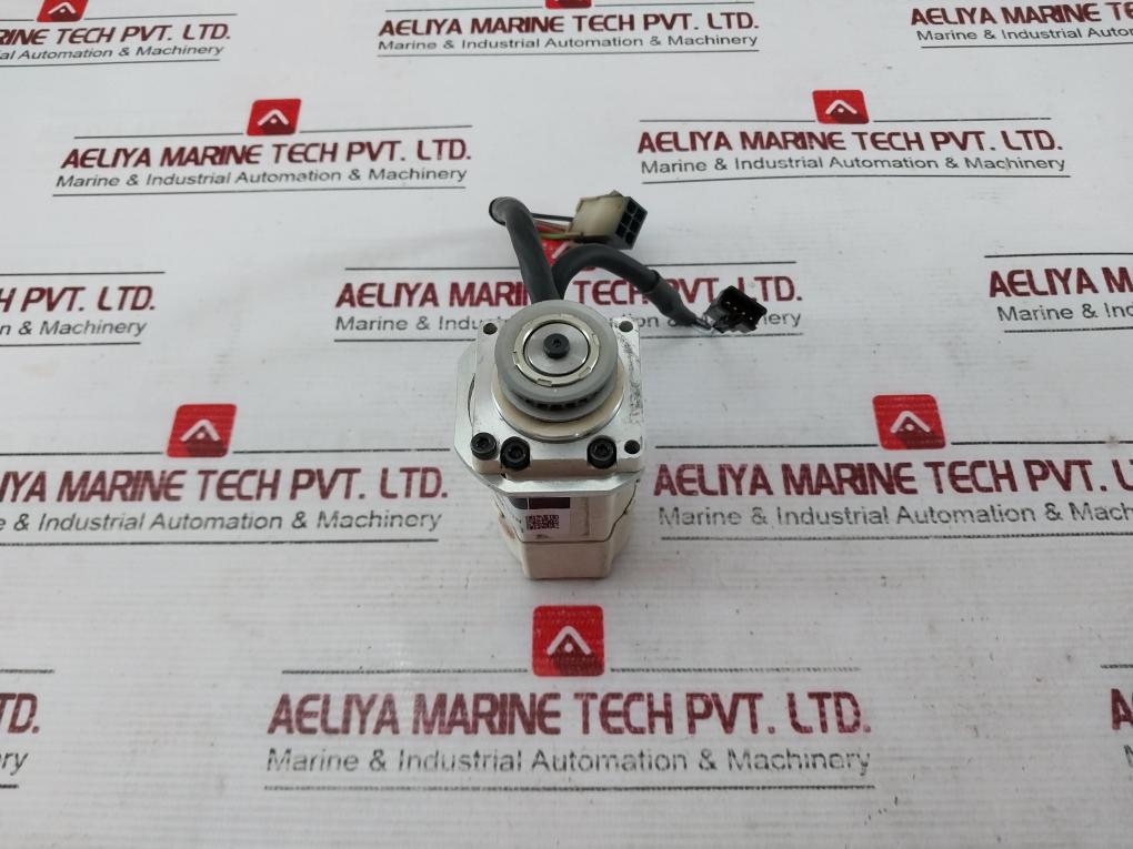 Denso 410622-1620 Servo Motor 10H10 Msma5Azt2U2