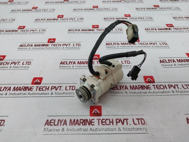 Denso 410622-1620 Servo Motor 10H10 Msma5Azt2U2