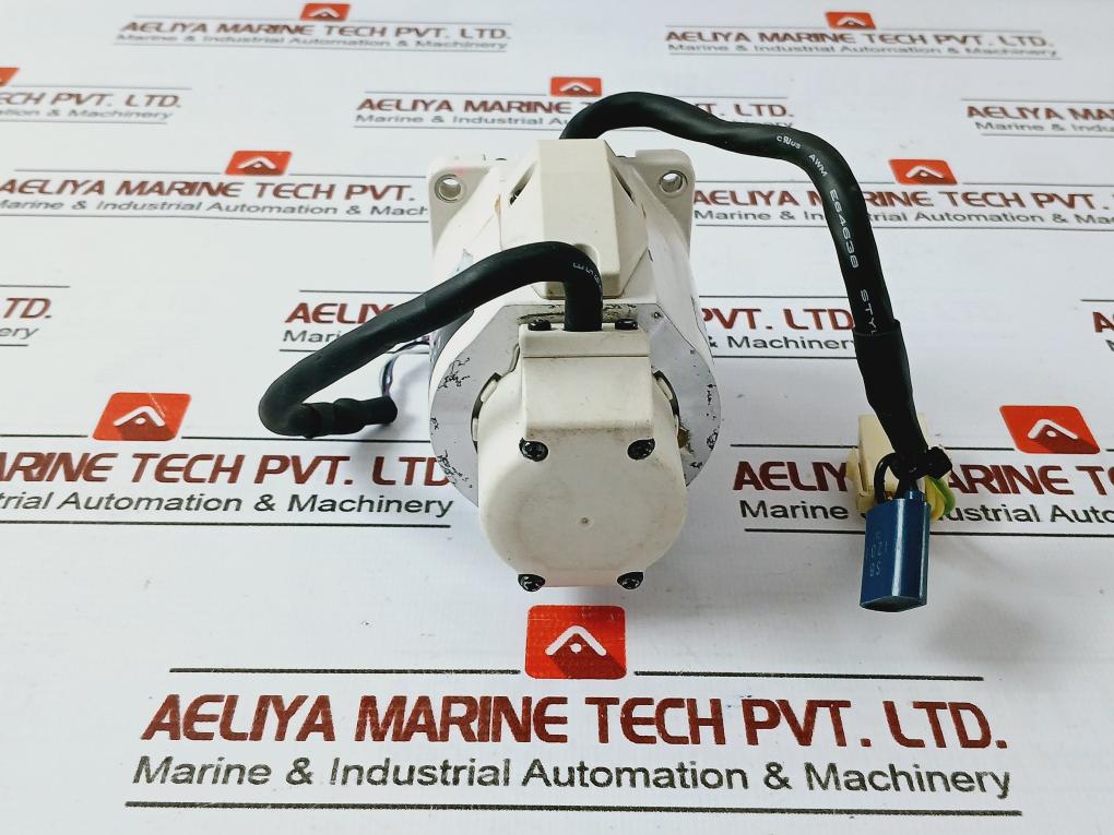 Denso Mqma012T3V2 Servo Motor 410622-1600 10H17 Used