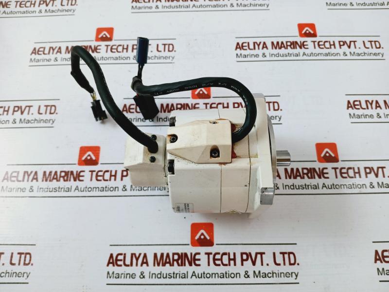 Denso Mqma022T3V2 Ac Servo Motor 06100001N 11H29