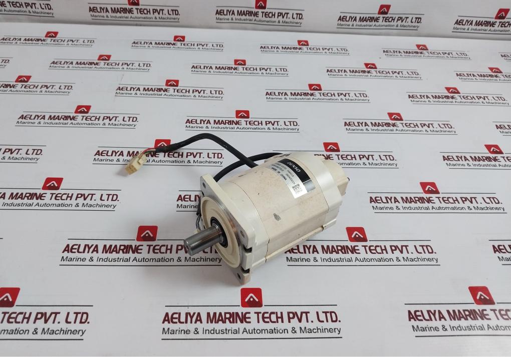 Denso Msma082T2U2 Servo Motor 410622-1570 105C 300V Vw-1 (Lf)
