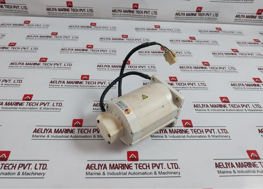 Denso Msma082T2U2 Servo Motor 410622-1570 105C 300V Vw-1 (Lf)