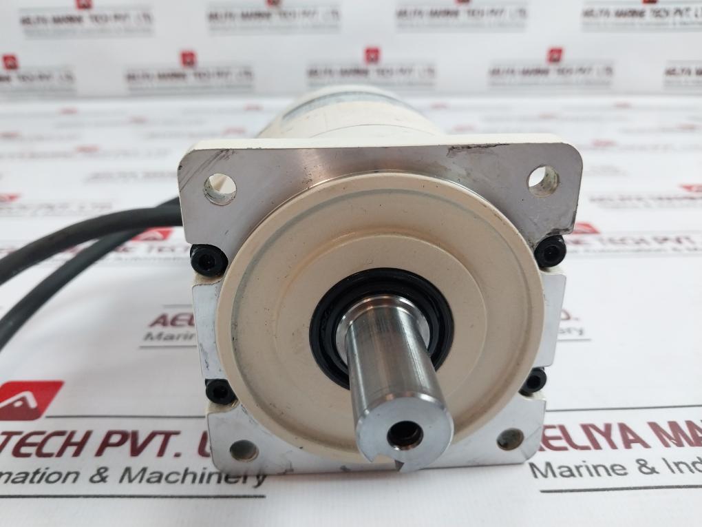 Denso Msma082T2U2 Servo Motor 410622-1570 105C 300V Vw-1 (Lf)