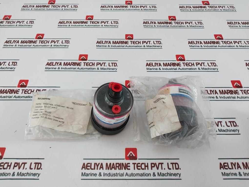 Des-case Dc-bb Button Breather, Desiccant, Bd200046