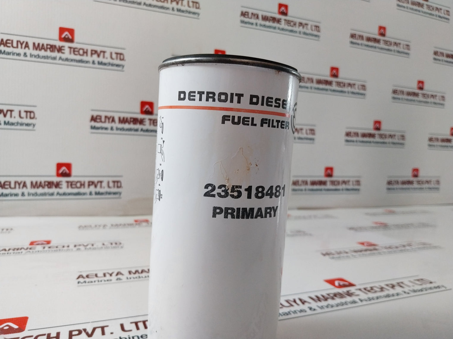 Detroit Diesel 23518481 Fuel Filter