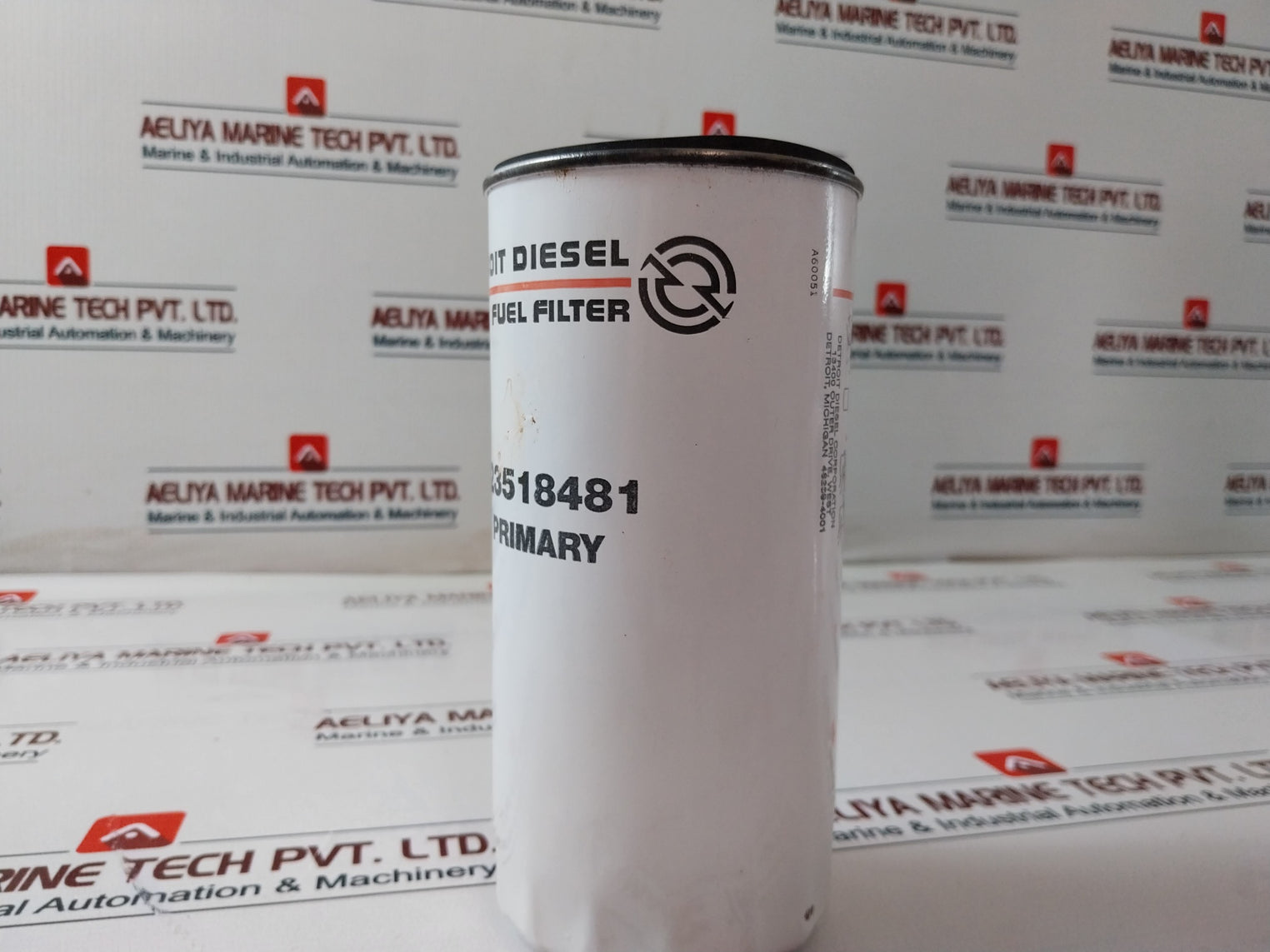 Detroit Diesel 23518481 Fuel Filter