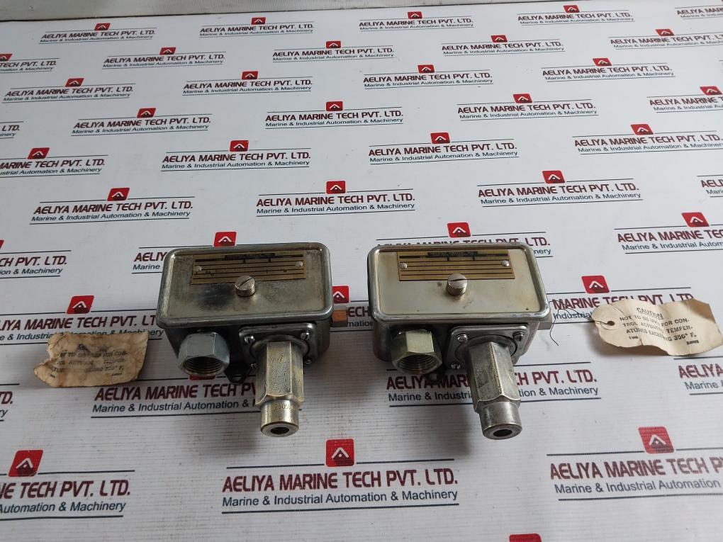 Detroit Switch 222-10 Temperature Control Switch Unit