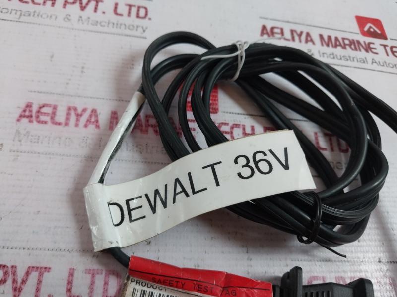 Dewalt Dc9000 28V-36V 1 Hour Charger 120Vac 60Hz 2A