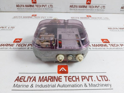 Dfc-17B-76-F001-Pressure-Switch-0-10-Bar-Sauter-208983-5