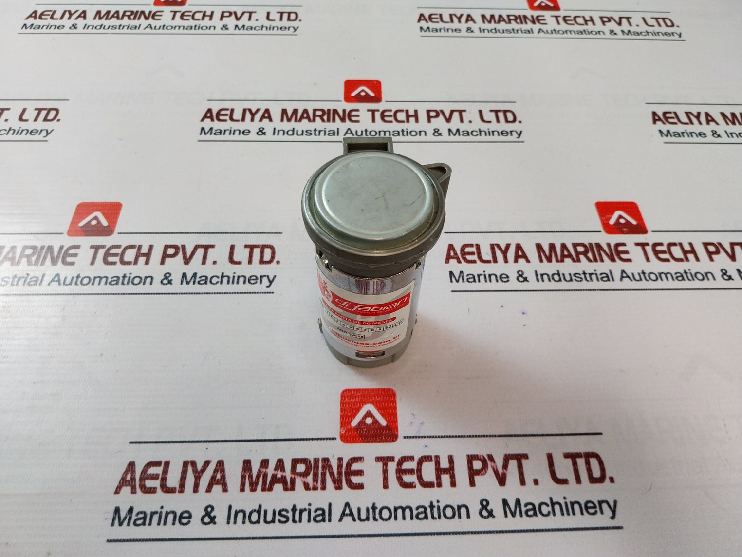 Di Fabian Buzinas Marine Horn