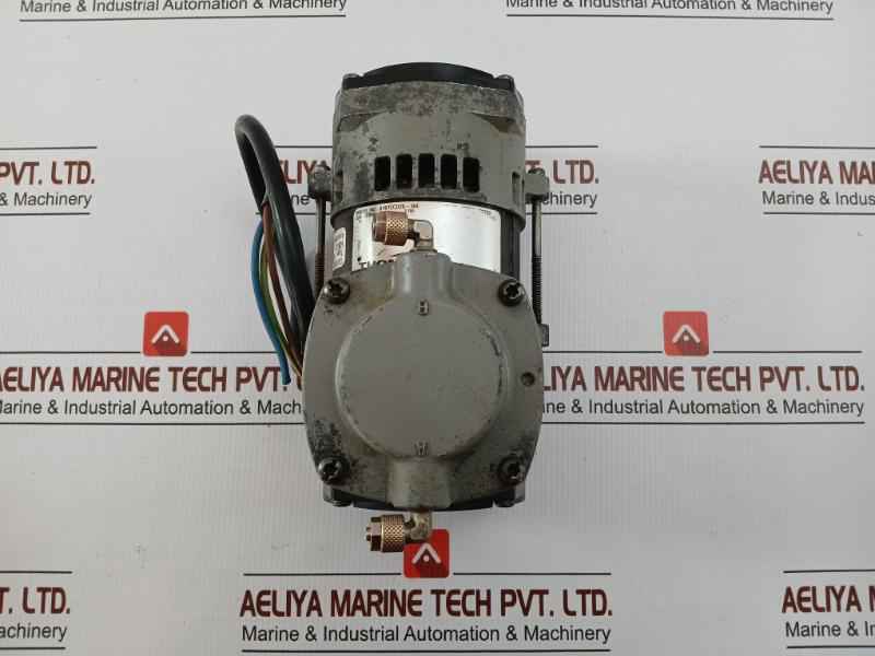 Diaphragm Compressor Vacuum Pump 220-230V Thomas A107Ccd20-164